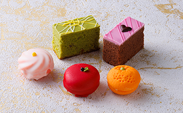 【オンラインショップ】冬限定プティフール、バレンタイン商品 情報を掲載いたしました