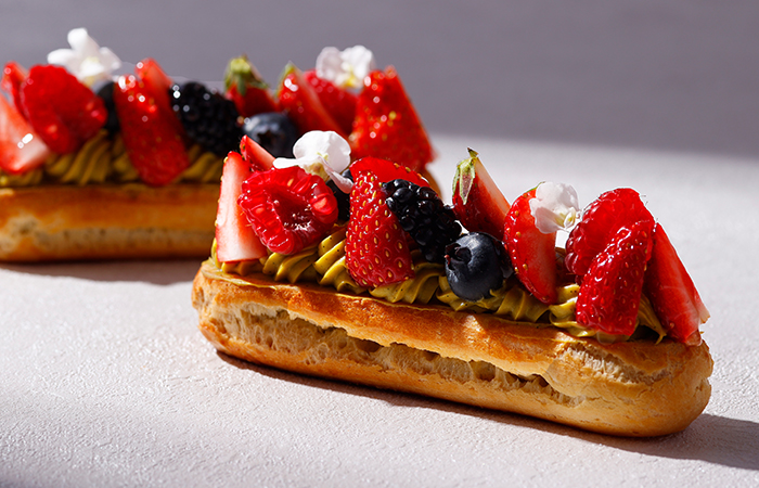 ピスタチオクリームのエクレア